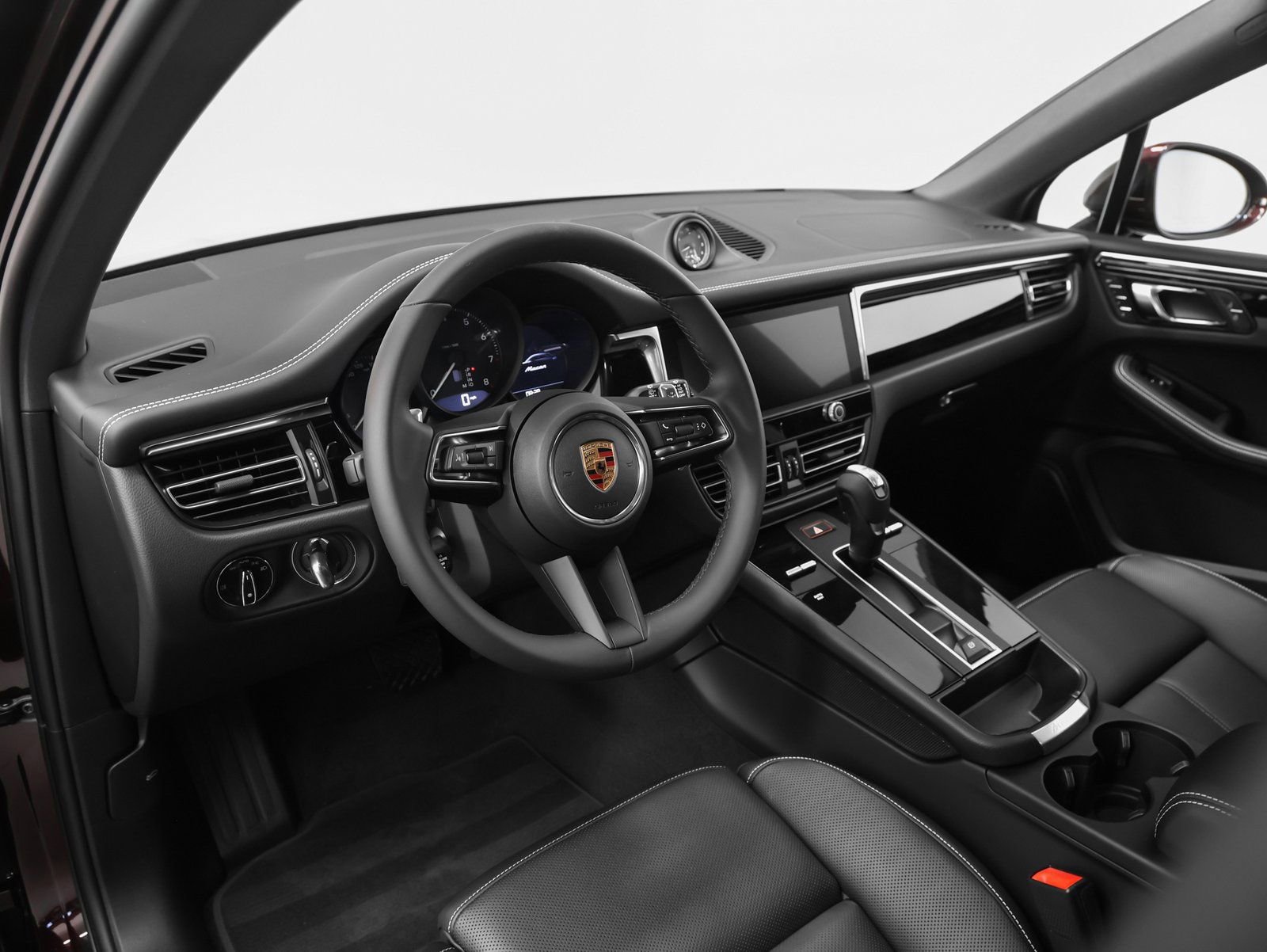 New 2026 Porsche Macan image 4