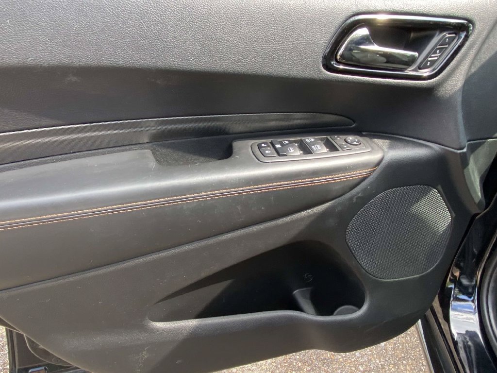 Used 2022 Dodge Durango R/T RWD image 19