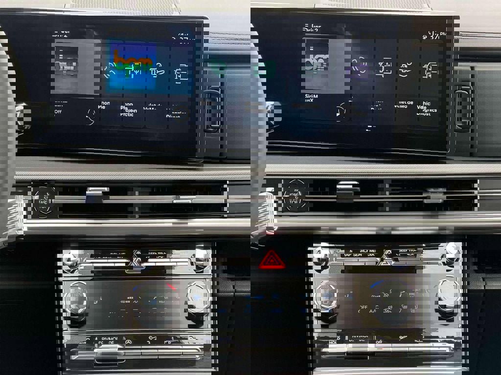 New 2025 Hyundai Santa Fe SEL image 19