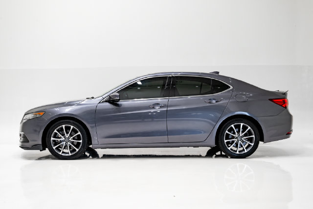 Used 2017 Acura TLX w/ Technology Package FWD image 28