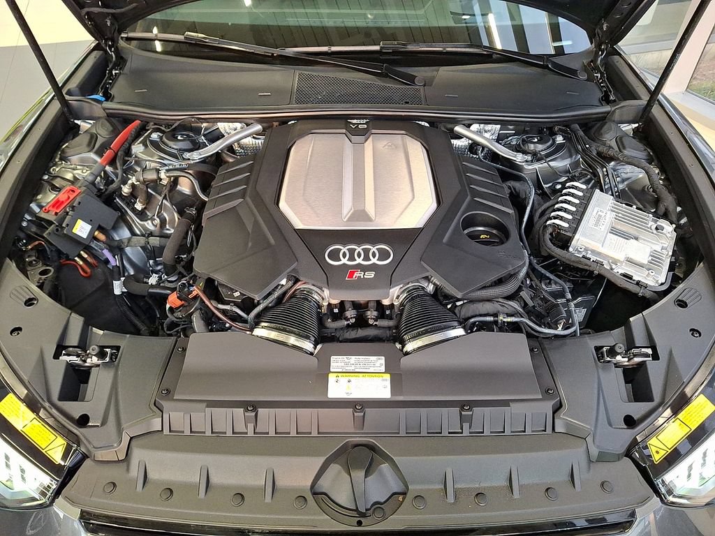 Used 2025 Audi RS 6 performance w/ Black Optic Package AWD/4WD image 29