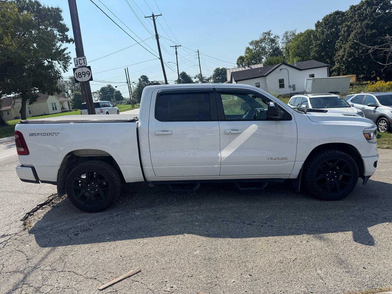 Used 2023 RAM 1500 Laramie AWD/4WD image 7