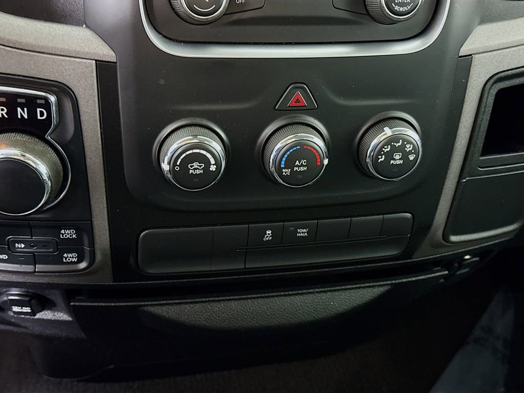 Used 2018 RAM 1500 Express w/ Express Value Package AWD/4WD image 7