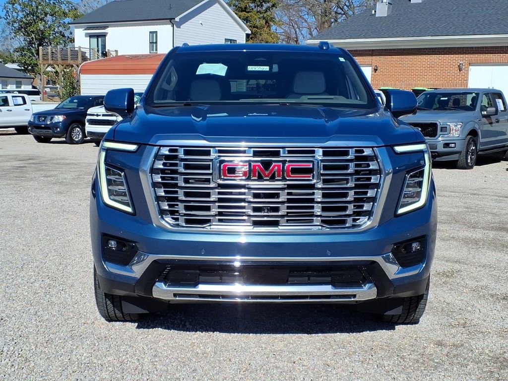 Used 2025 GMC Yukon Denali image 2