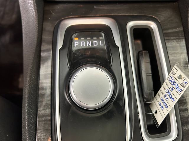 Used 2017 Chrysler 300 Limited w/ Value Package image 19