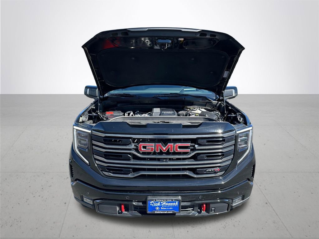 Used 2025 GMC Sierra 1500 AT4 w/ AT4 Premium Package image 4