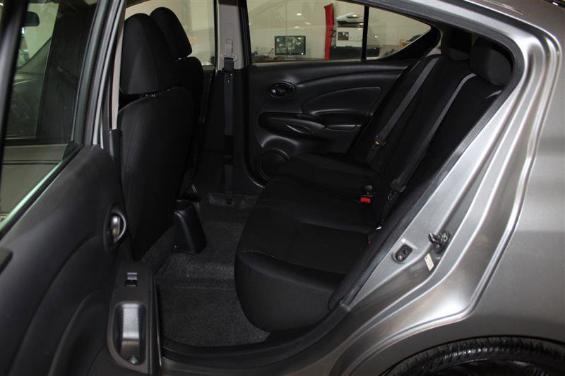 Used 2012 Nissan Versa SV w/ Convenience Pkg FWD image 23