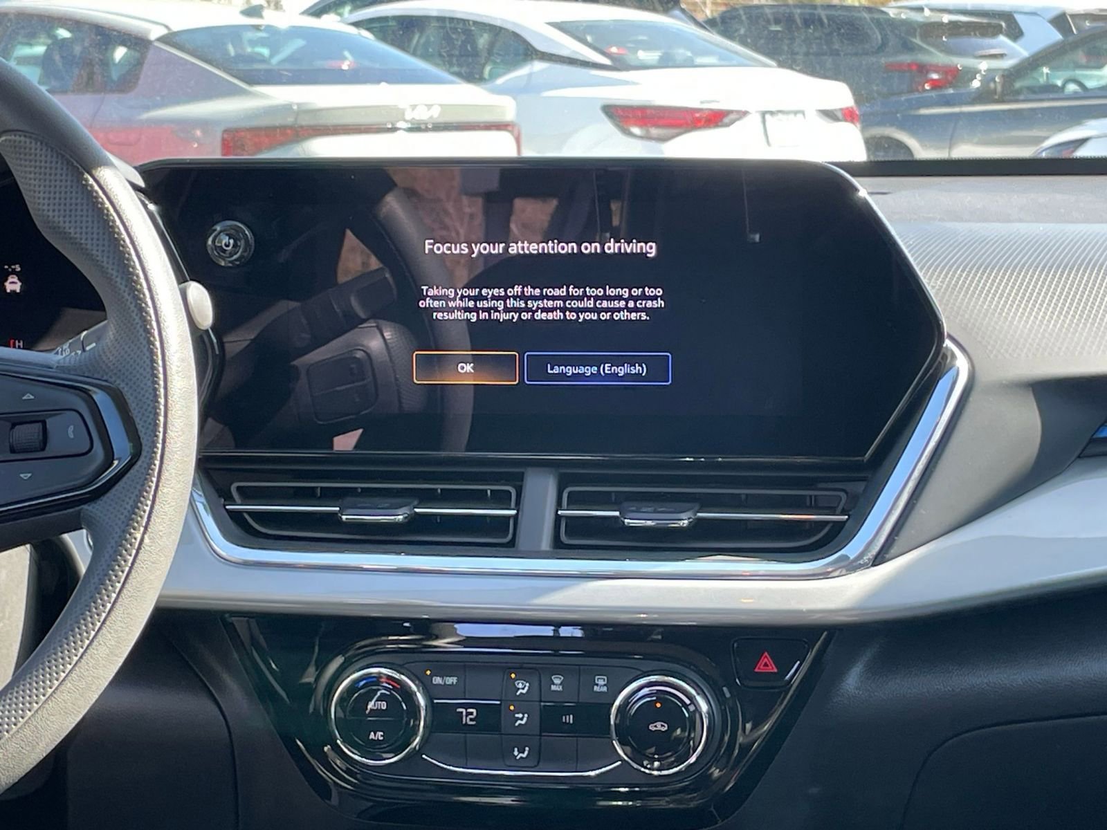 Used 2025 Chevrolet Trax LT image 20