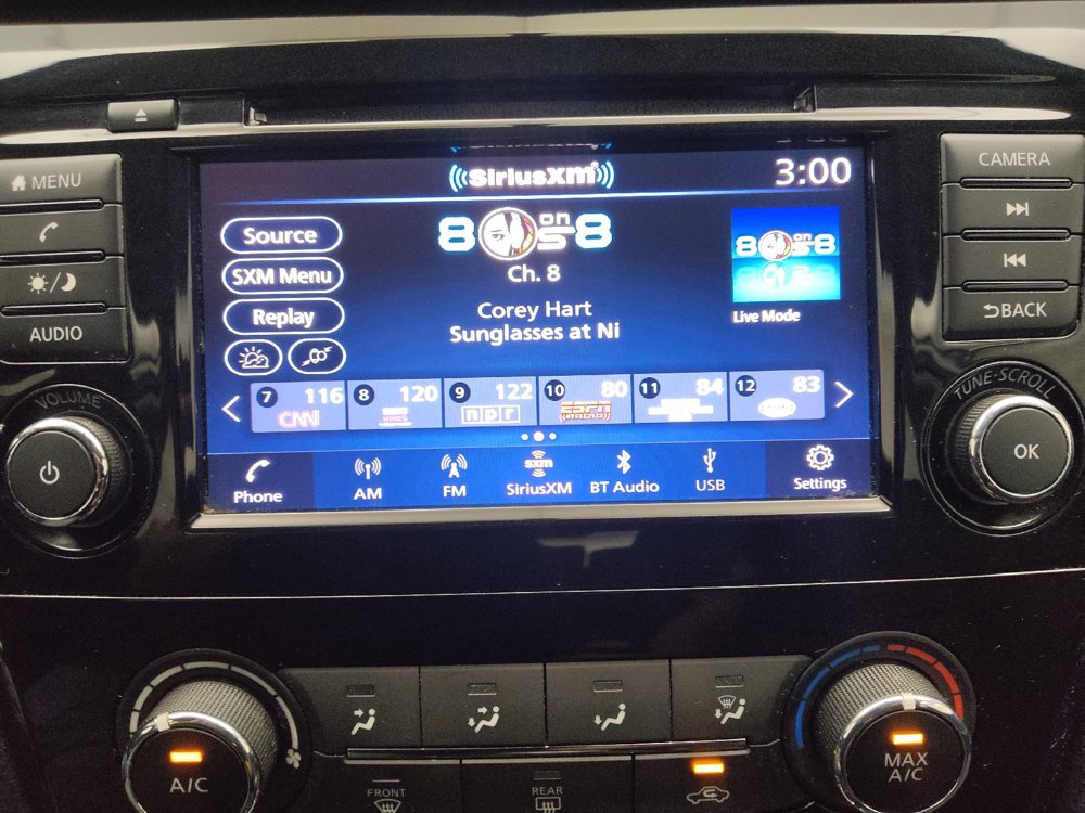 Used 2018 Nissan Rogue S AWD/4WD image 25