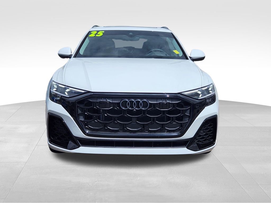 Used 2025 Audi Q8 Prestige w/ Prestige Package AWD/4WD image 2