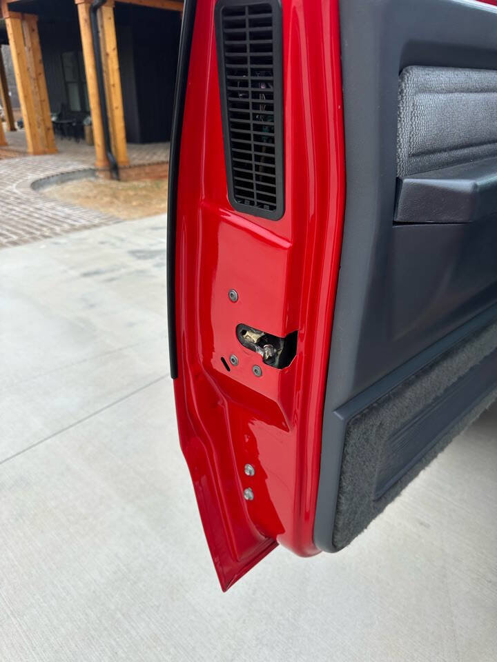 Used 1993 Dodge D/W Truck 250 image 14