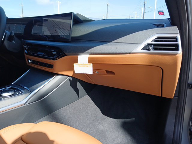 New 2026 BMW 330i Sedan w/ M Sport Package RWD image 18