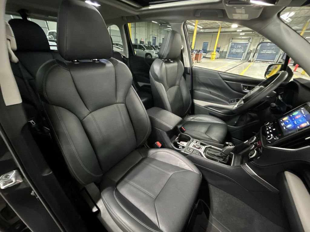 Certified 2023 Subaru Forester Limited image 25