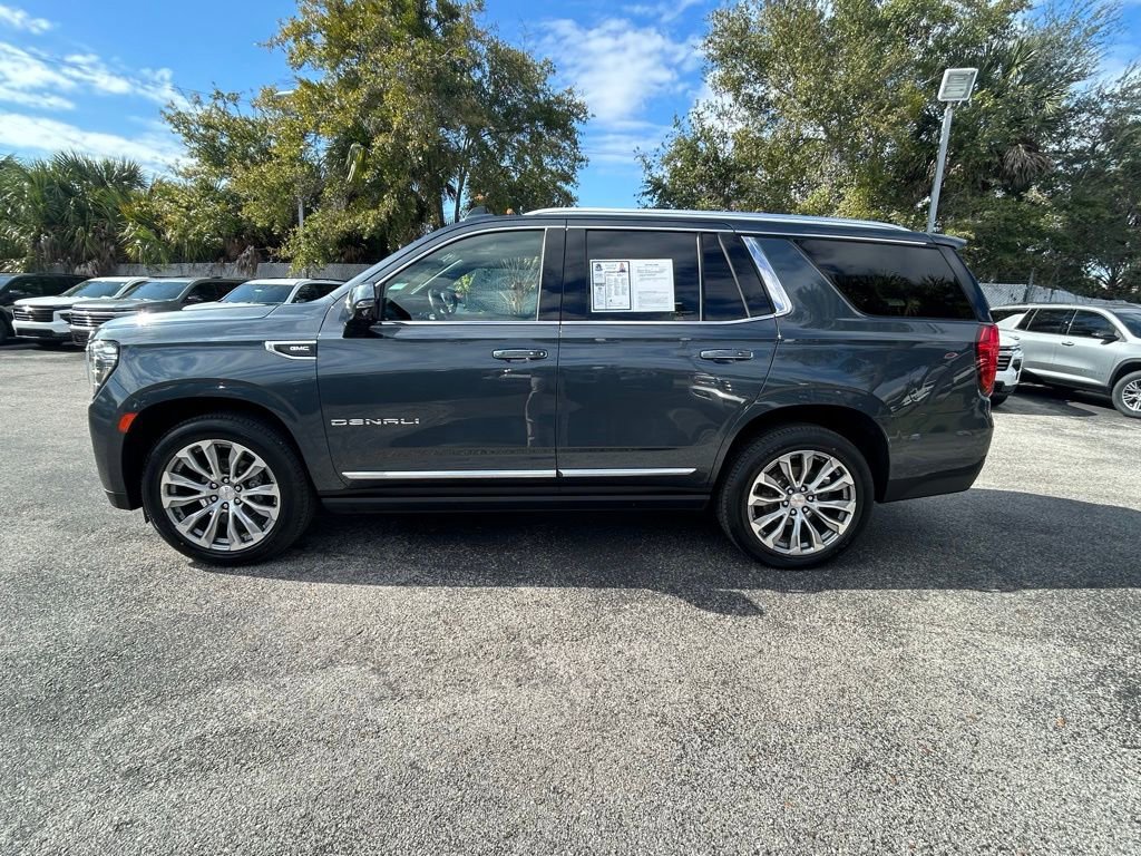 Used 2021 GMC Yukon Denali w/ Denali Premium Package image 4