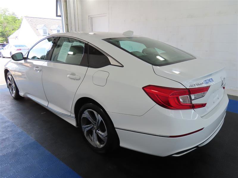 Used 2018 Honda Accord EX image 10