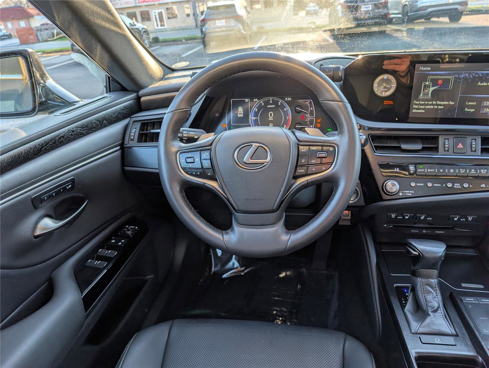 Certified 2022 Lexus ES 350 w/ Premium Package image 16