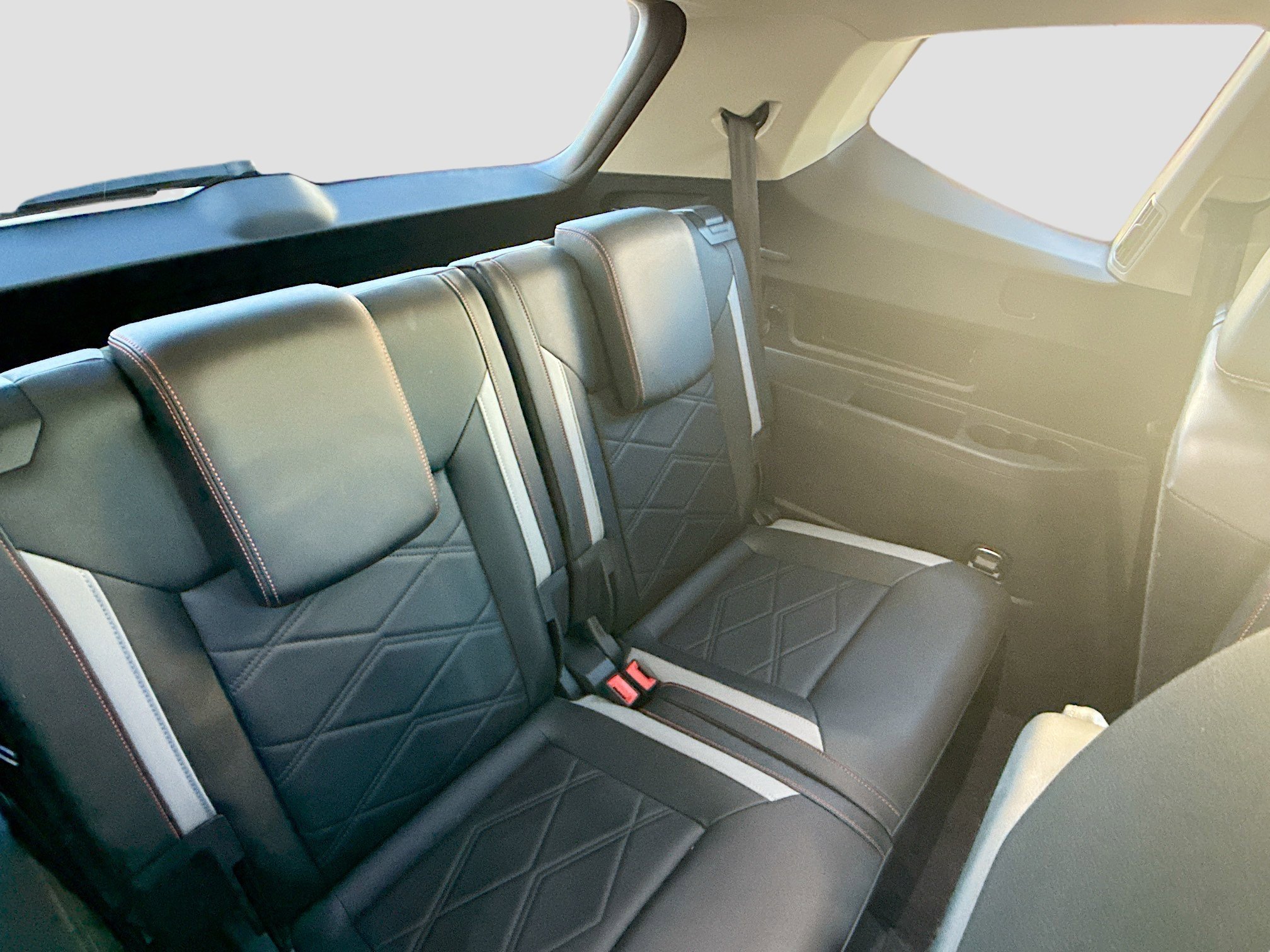 Certified 2025 Volkswagen Atlas Peak Edition SE image 29