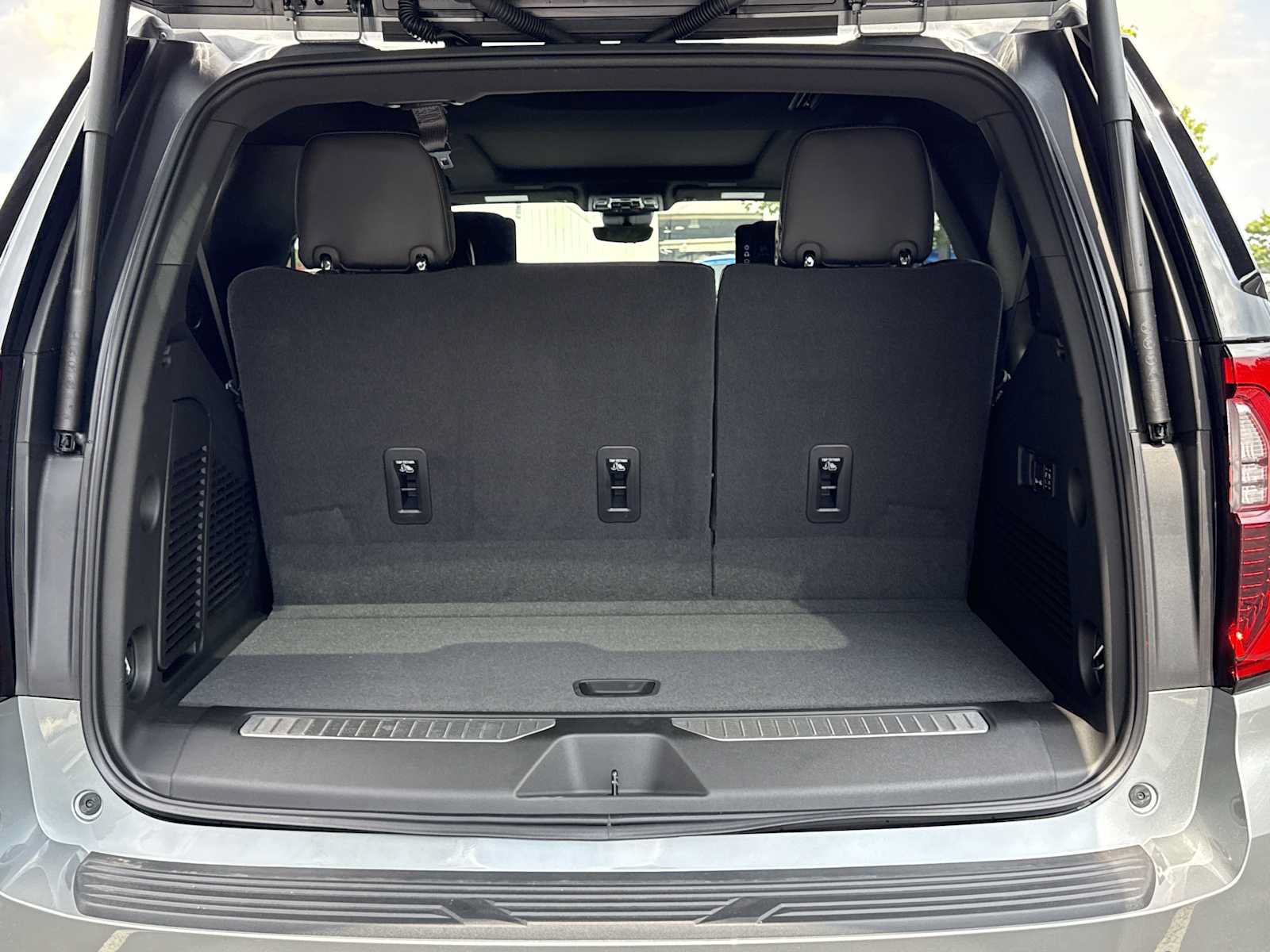 New 2026 GMC Yukon Denali Ultimate AWD/4WD image 29