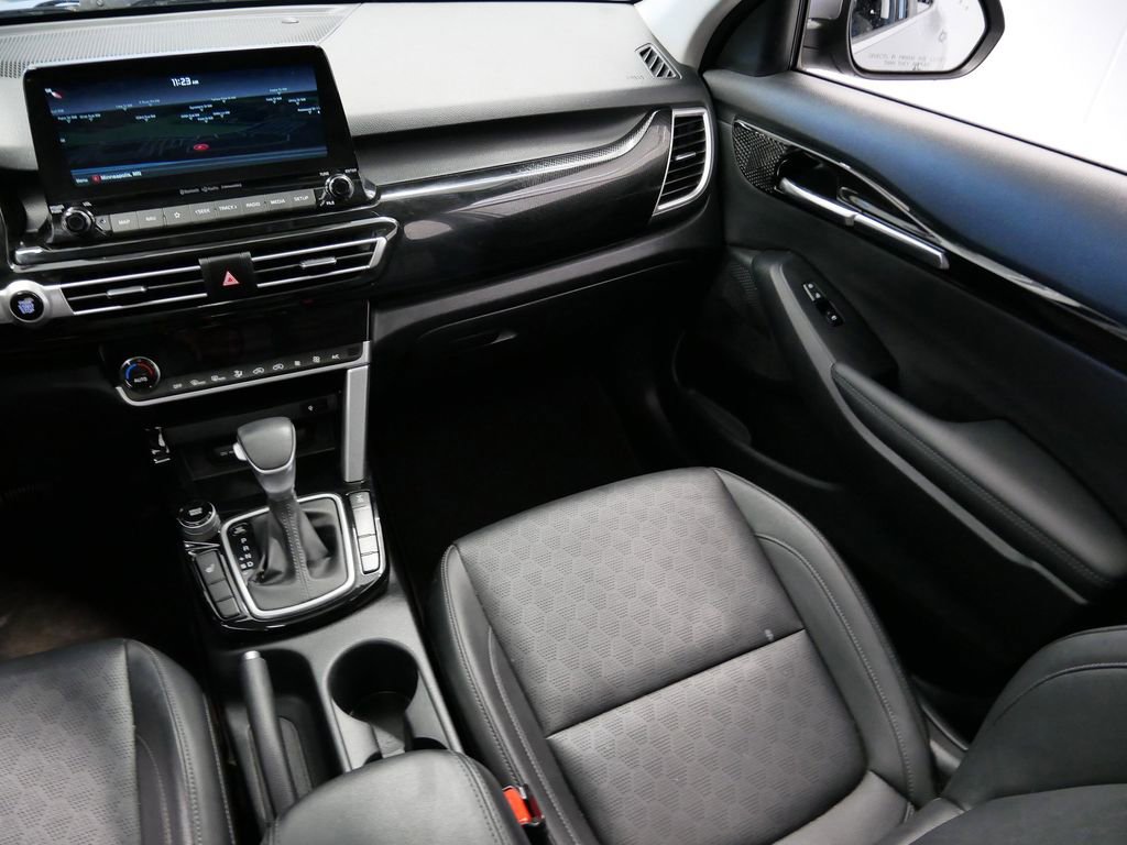 Used 2022 Kia Seltos EX image 19