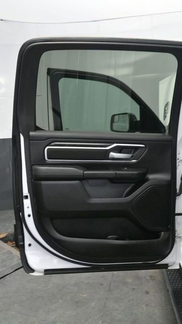 Used 2023 RAM 1500 Big Horn AWD/4WD image 18