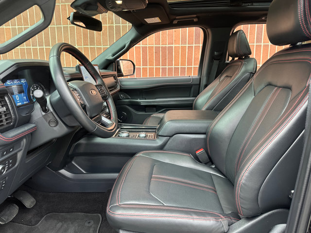 Used 2022 Ford Expedition Max Limited image 26