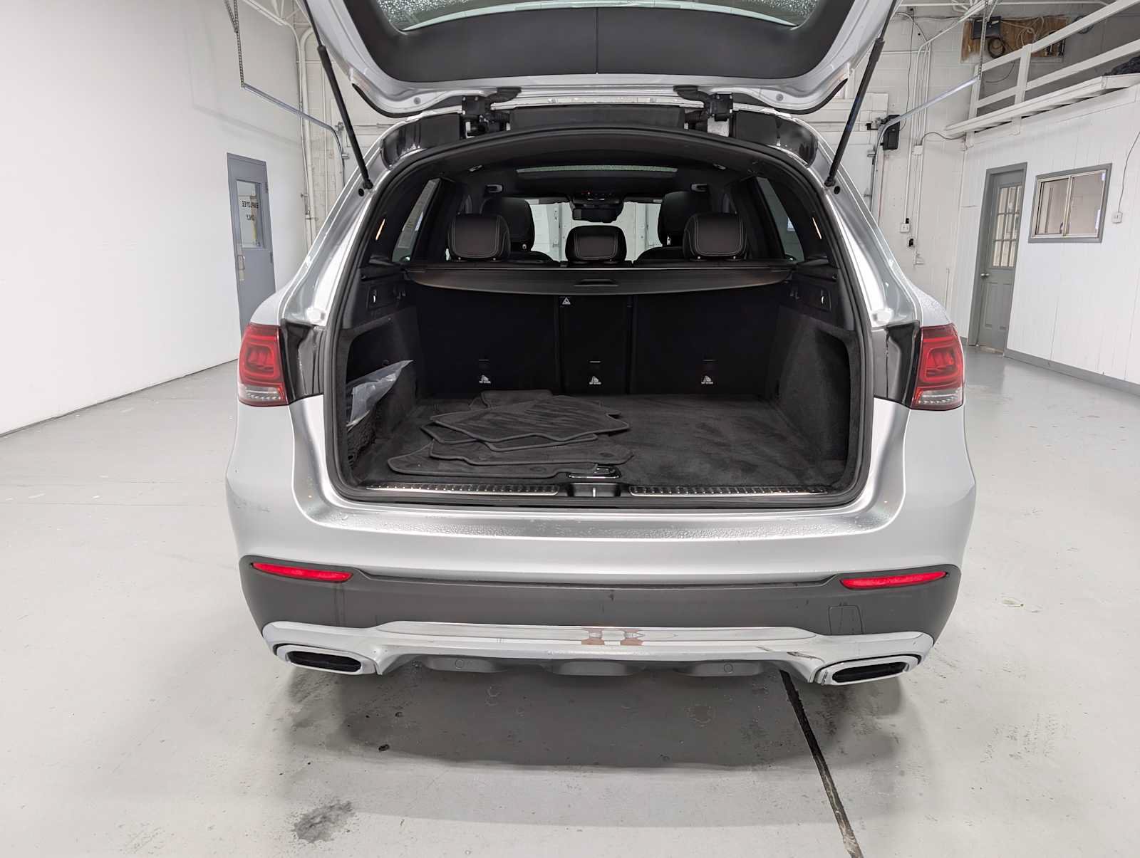 Certified 2020 Mercedes-Benz GLC 300 4MATIC image 36
