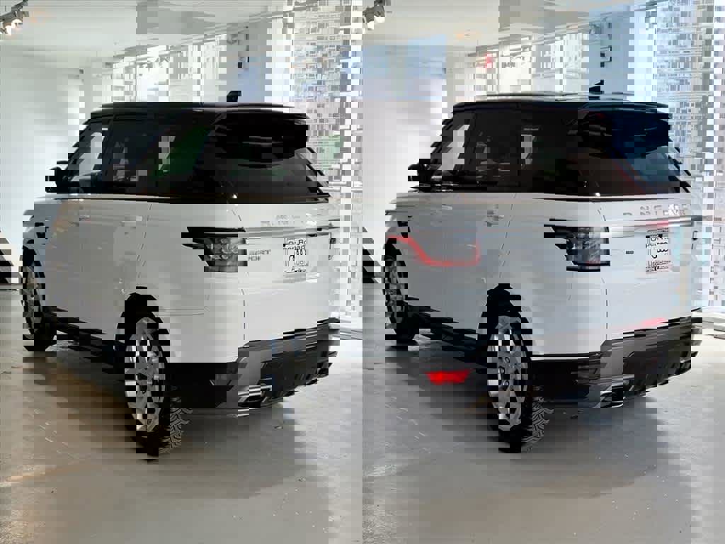 Used 2020 Land Rover Range Rover Sport HSE image 6