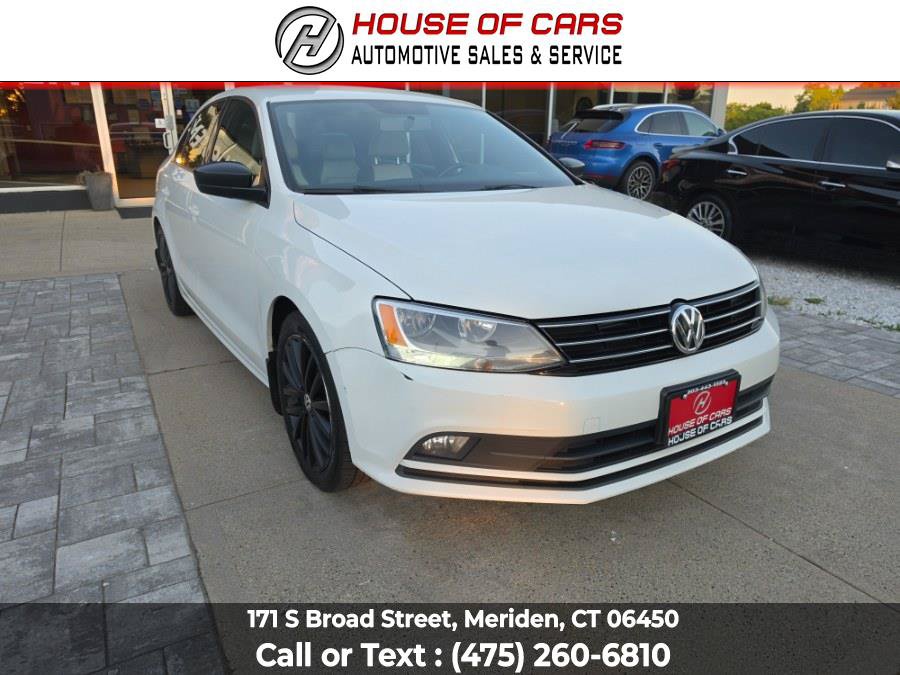 Used 2016 Volkswagen Jetta Sport FWD image 2