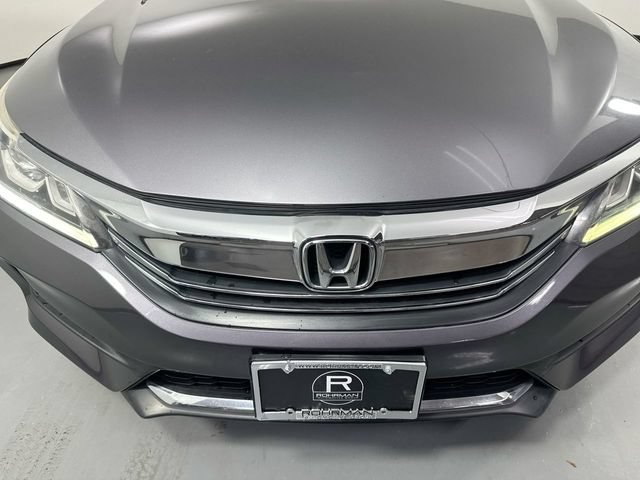 Used 2016 Honda Accord EX image 26