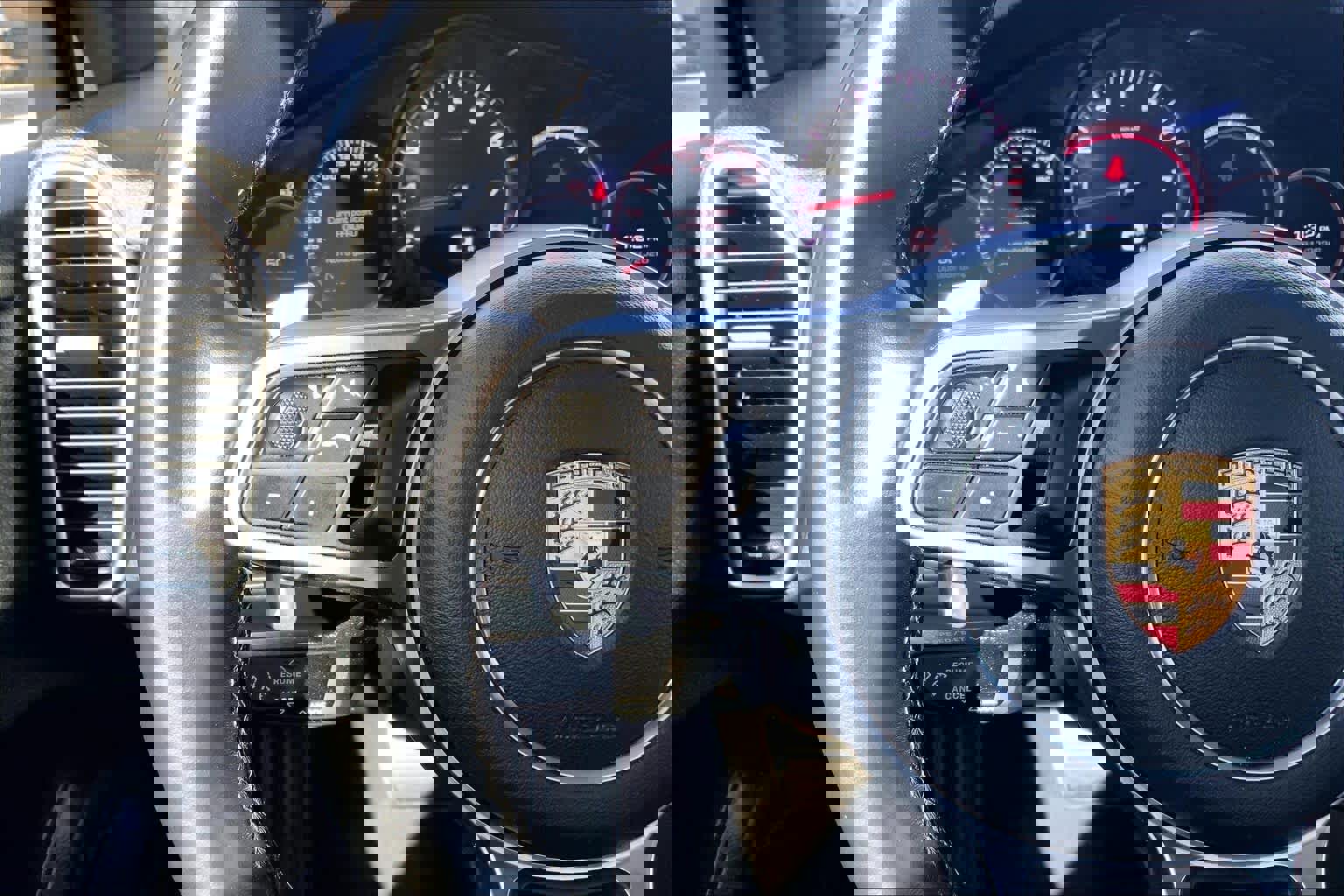 Used 2021 Porsche Cayenne S image 21