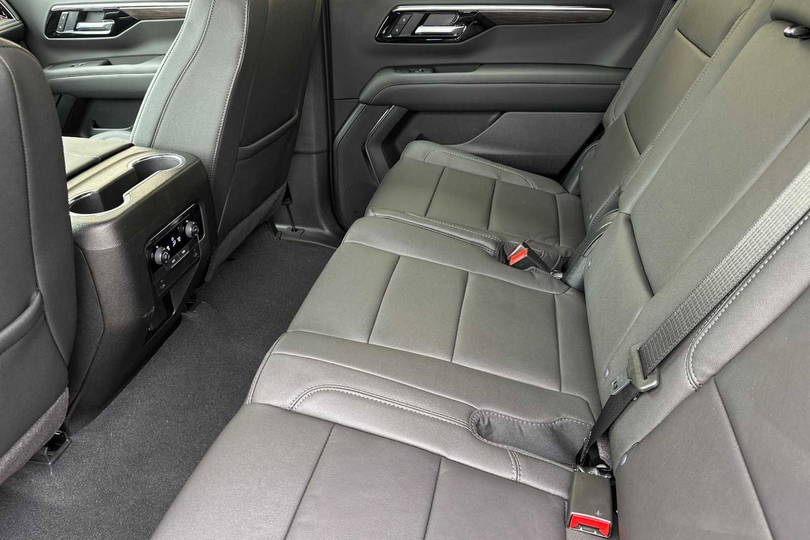 New 2026 Chevrolet Tahoe LT image 12