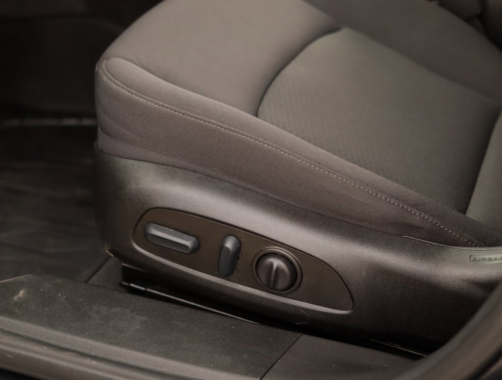 Certified 2022 Chevrolet Malibu RS image 19