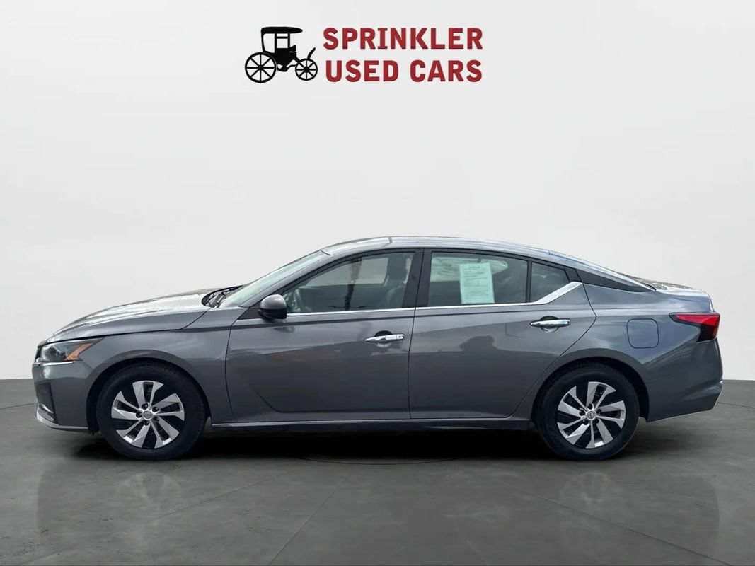 Used 2024 Nissan Altima 2.5 S FWD image 7