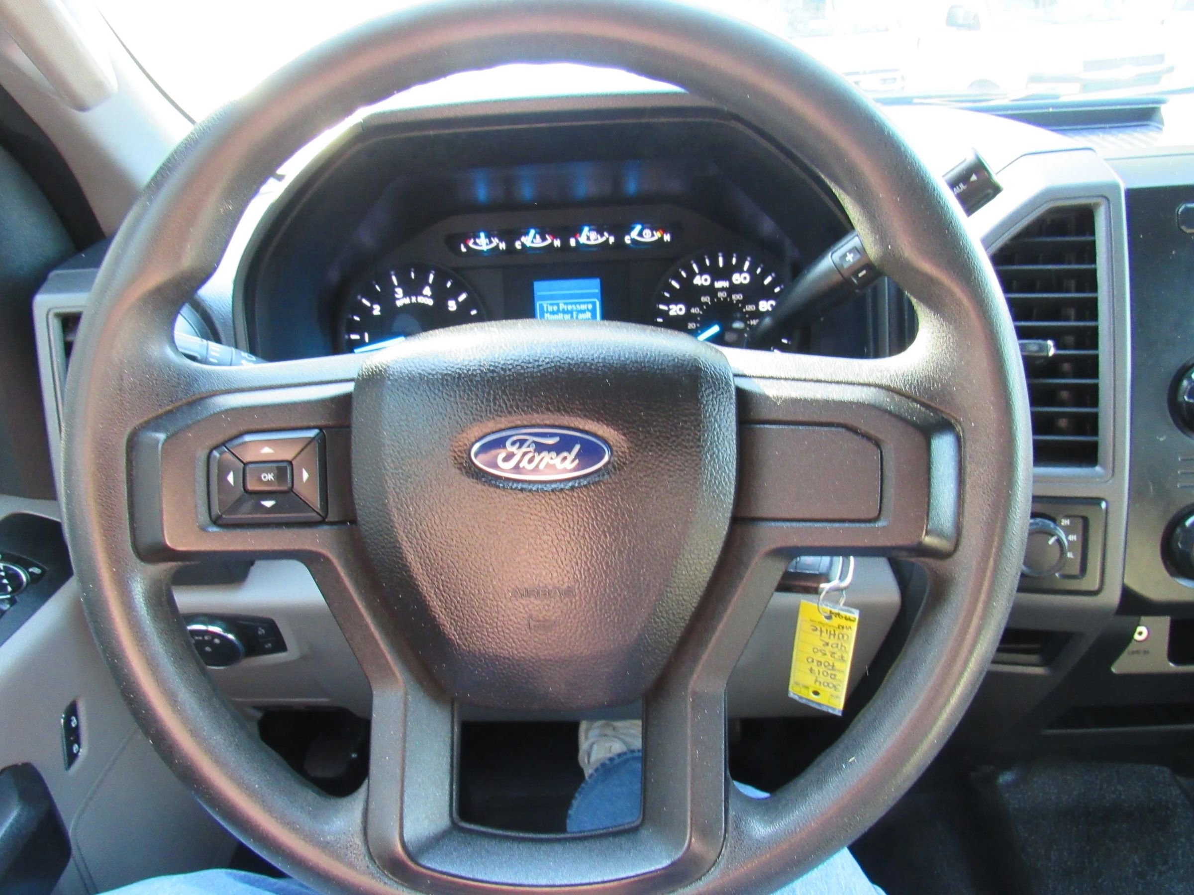 Used 2017 Ford F250 XL w/ Power Equipment Group image 13