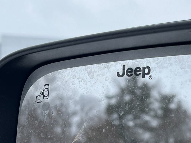 Used 2023 Jeep Renegade Latitude image 33