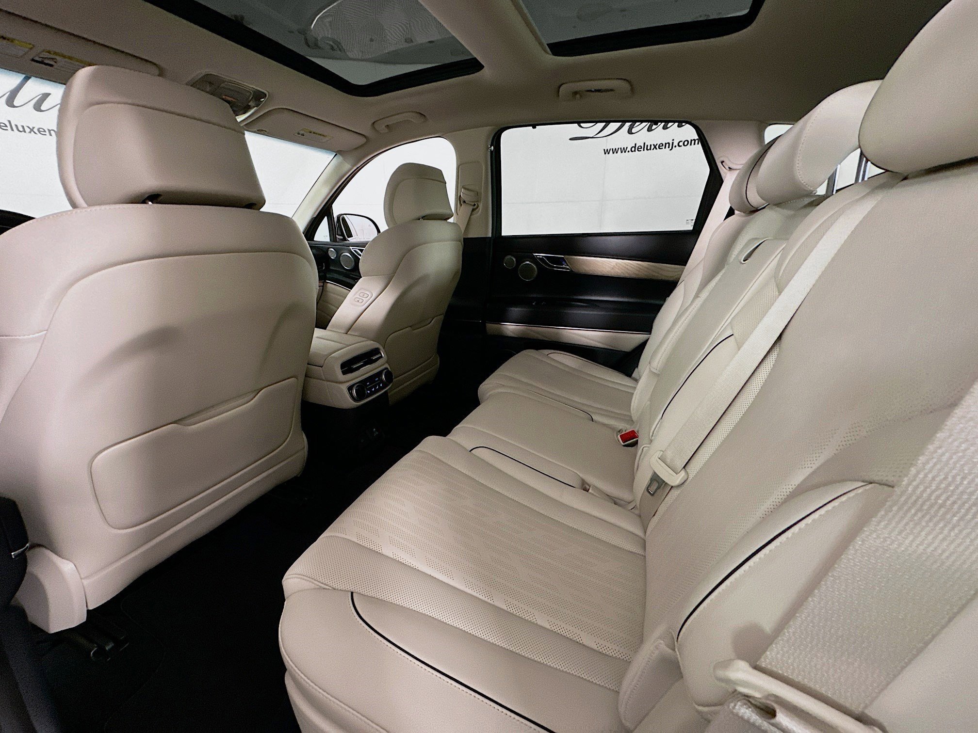 Used 2023 Genesis GV80 3.5T Advanced + image 25