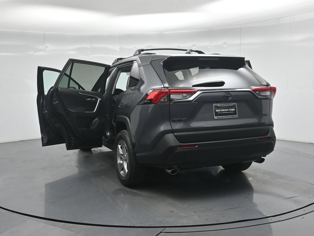 Used 2024 Toyota RAV4 XLE w/ Convenience Package FWD image 33