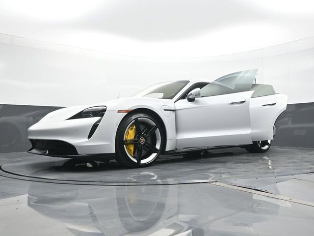 Certified 2020 Porsche Taycan Turbo S image 32