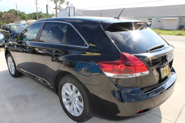 Used 2014 Toyota Venza LE w/ LE Convenience Package FWD image 6