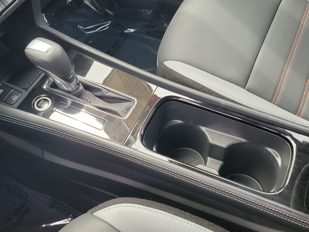 Used 2024 Nissan Kicks SR w/ SR Premium Package image 15