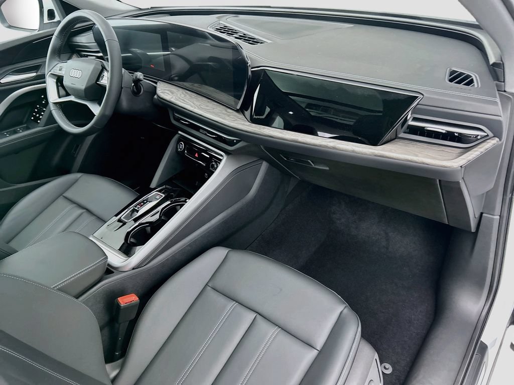 New 2026 Audi Q5 Premium AWD/4WD image 16