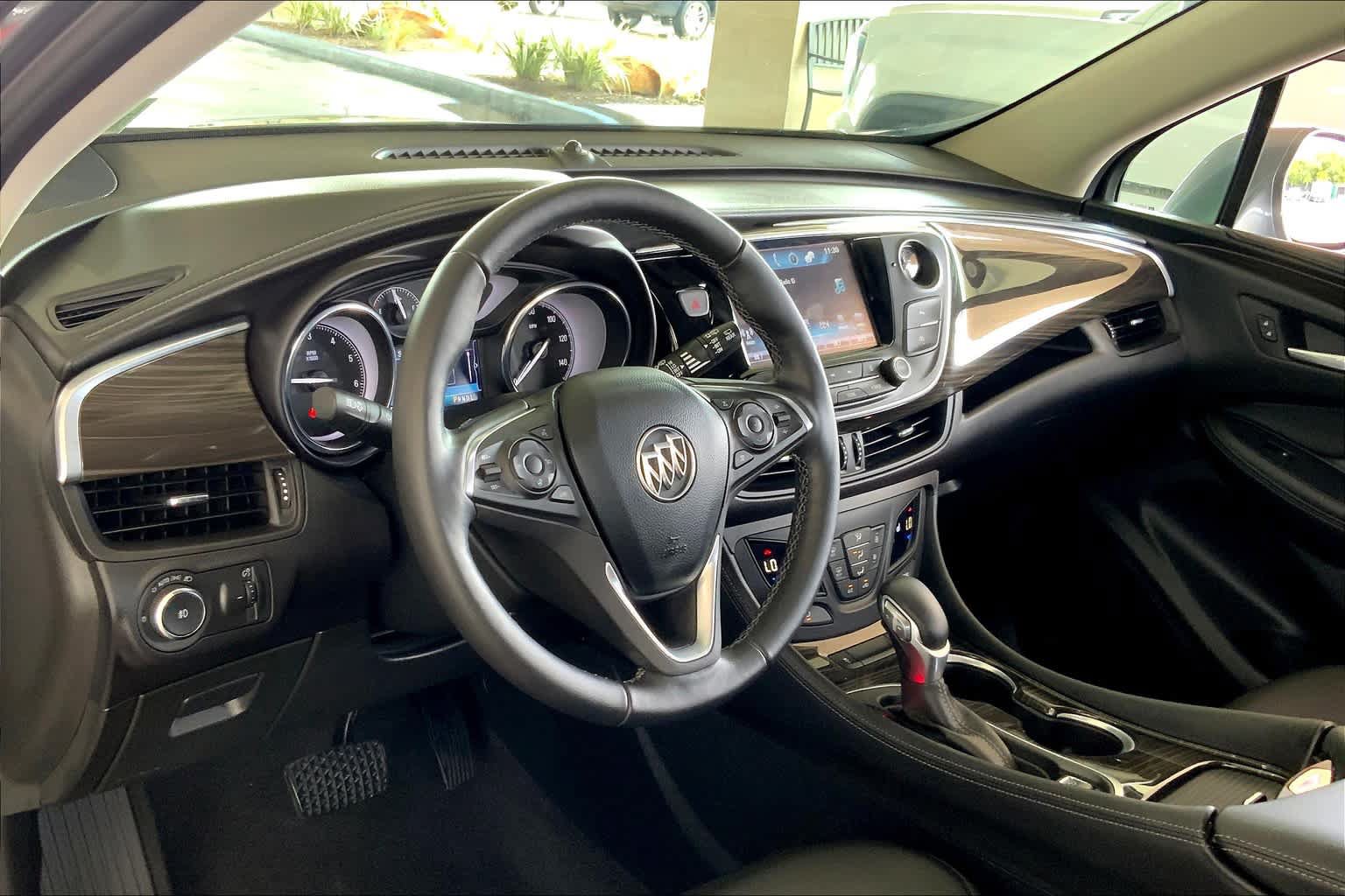 Used 2020 Buick Envision Essence w/ Experience Buick Package FWD image 18