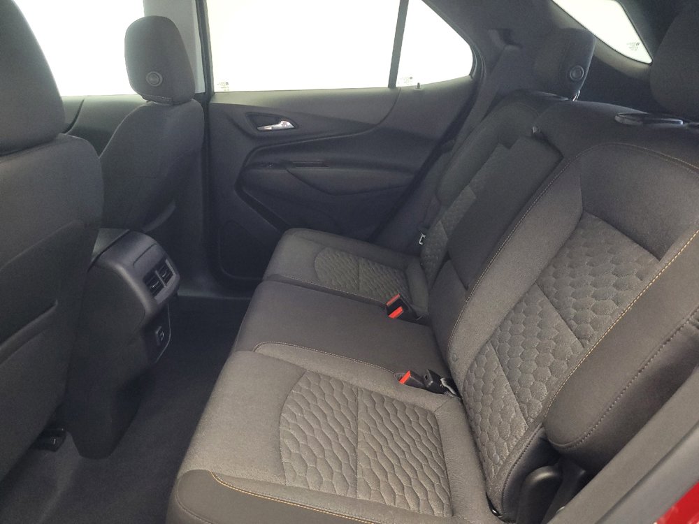 Used 2020 Chevrolet Equinox LT image 18