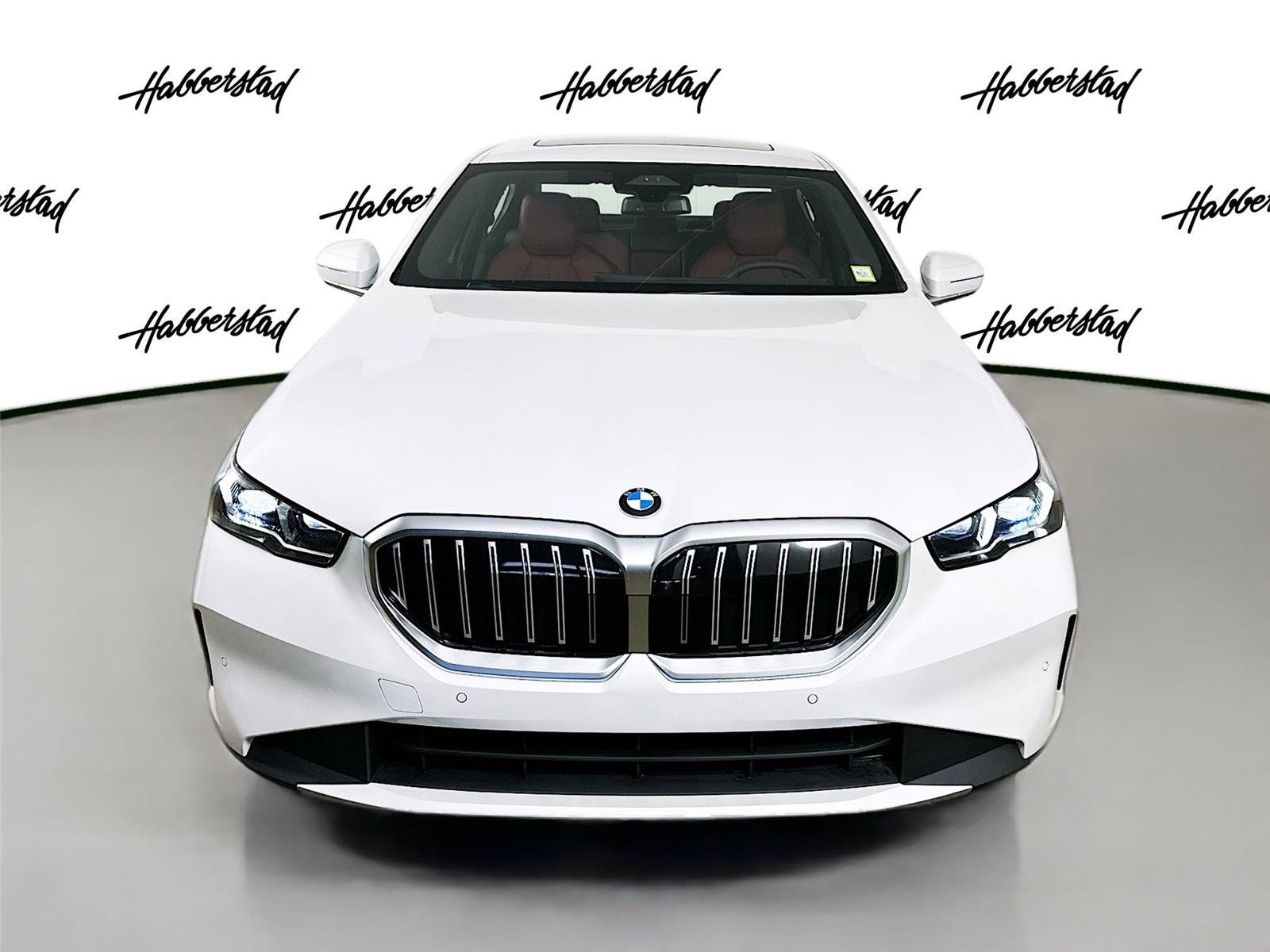 New 2026 BMW 530i xDrive w/ Premium Package image 2