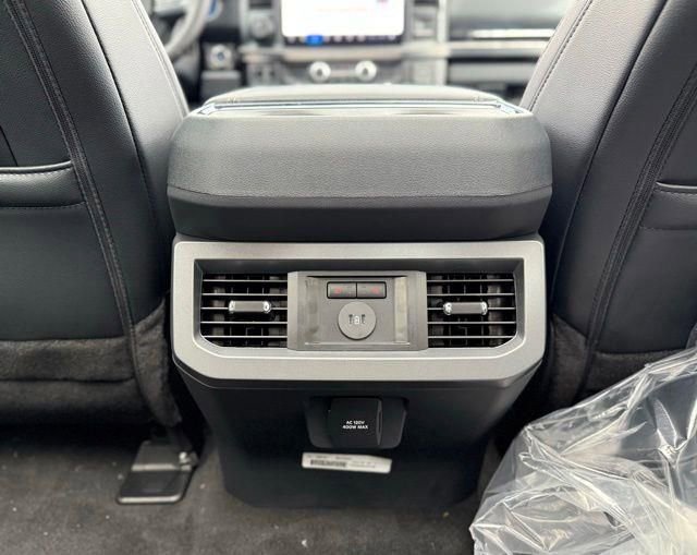 New 2026 Ford F250 Lariat w/ Black Appearance Package image 26