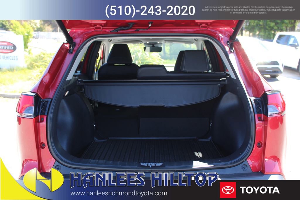 Used 2024 Toyota Corolla Cross XLE w/ Convenience Package FWD image 10