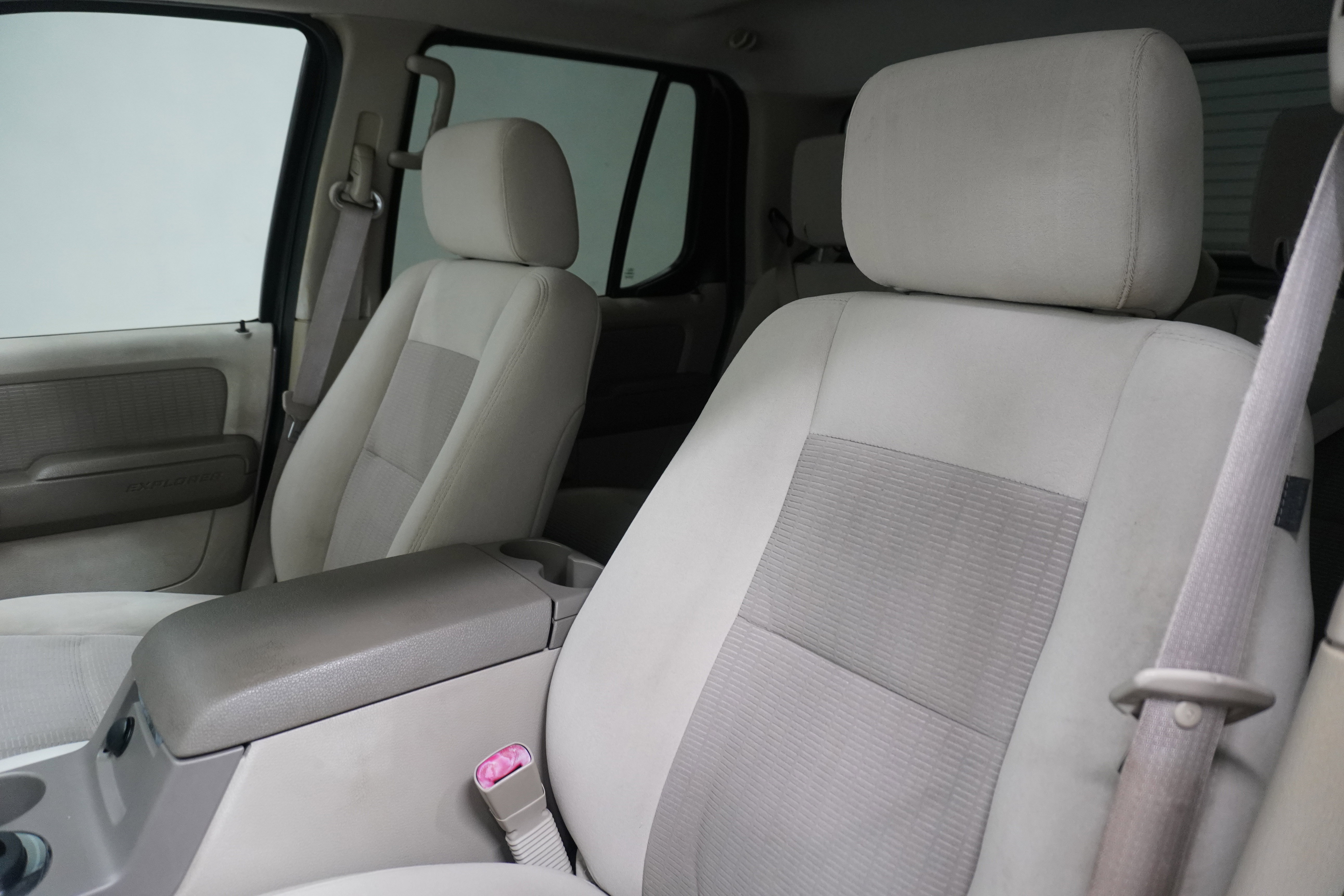 Used 2007 Ford Explorer Sport Trac XLT image 11