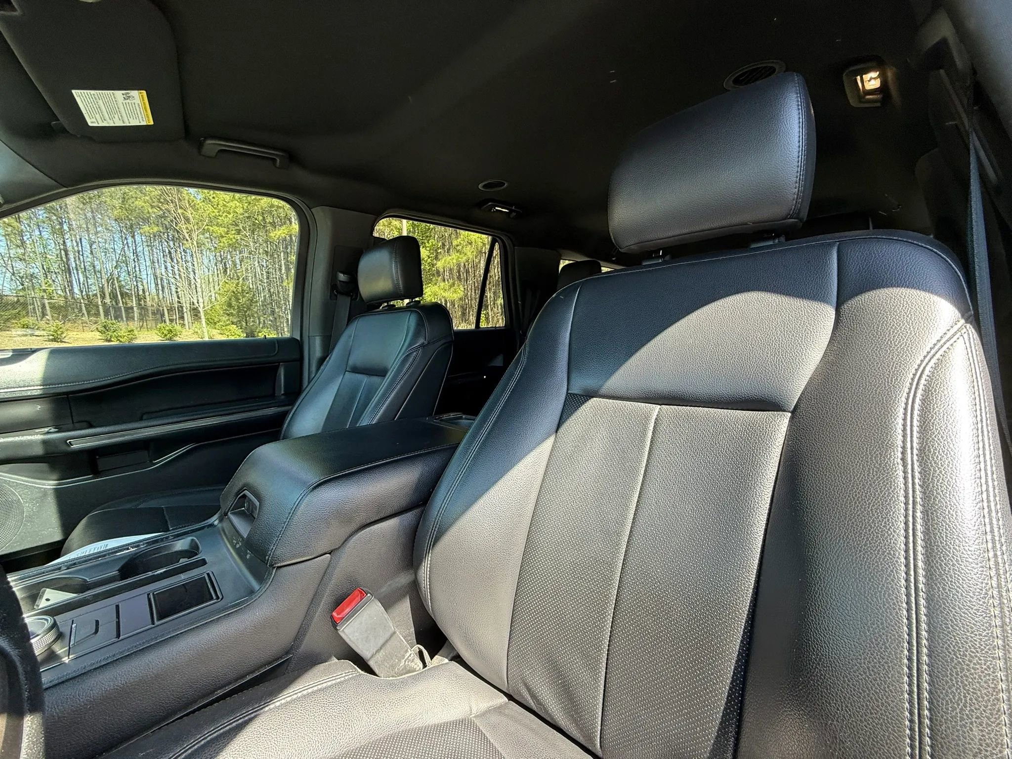 Used 2020 Ford Expedition Max XLT w/ Equipment Group 202A RWD image 11