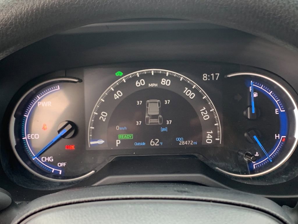 Used 2025 Toyota RAV4 XLE image 30