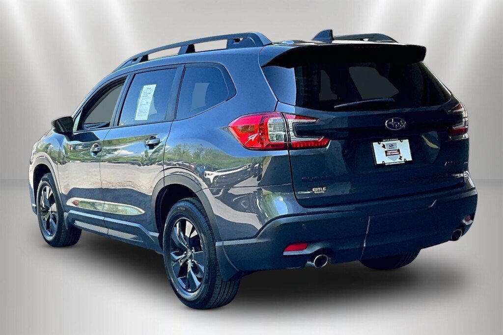 Certified 2026 Subaru Ascent Premium AWD/4WD image 4
